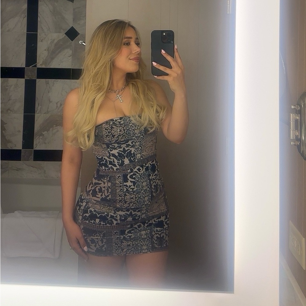 White fox boutique dress